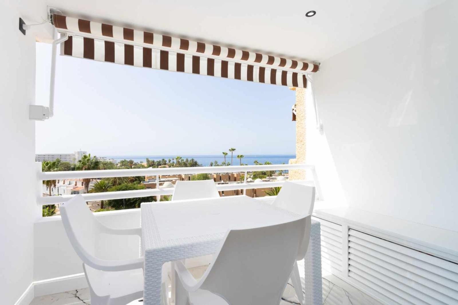 Lujo Borinquen 403 Vista Al Mar Διαμέρισμα Playa Feñabe Εξωτερικό φωτογραφία